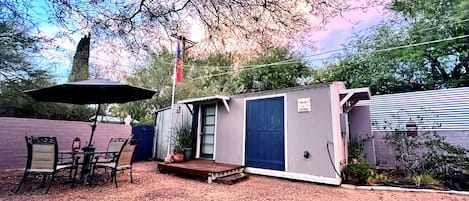 Your private entrance to this charming tiny house in the center of Tucson!