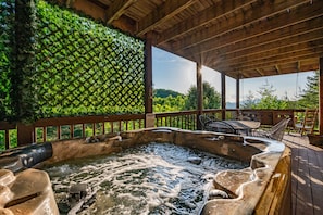 Bain à remous extérieur