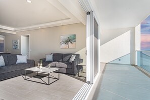 Living room and tarrace