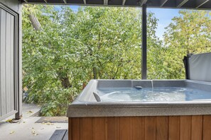 Hot tub