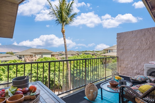 Kihei Alii Kai C405 lanai 1