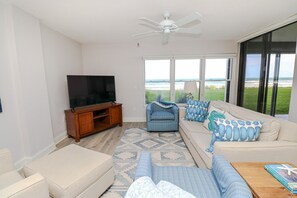 St. Augustine Beach Rentals Living Room