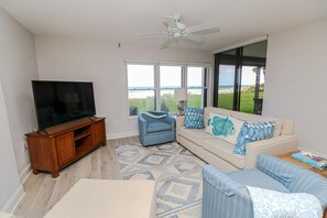 St. Augustine Beach Rentals Living Room