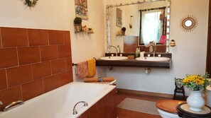 Salle de bain 1