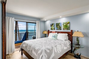 Unwind in paradise! Enjoy a New king size bed for ultimate comfort & step out onto your private lanai with incredible ocean views.