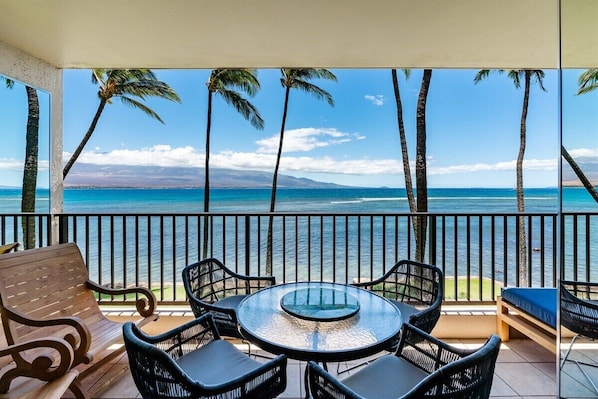 Oceanfront bliss starts here—relax on your private lanai, sip cocktails with breathtaking views, and let the sound of the waves melt your stress away!