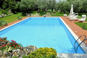 Holiday Home Swimming Pool