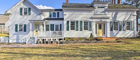 Bath Vacation Rental | 4BR | 3BA | Stairs Required | 2,200 Sq Ft