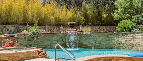 Your own resort. No pool hours to follow; it's all yours. Pool heated Oct - Apr