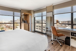 Unit with King size bed