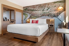Unit with King size bed