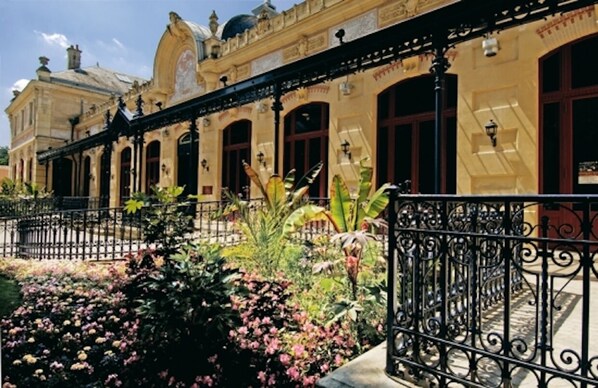 Extérieur
