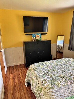 45in TV equipped with AppleTV and sound system
