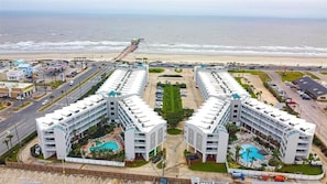 Steps to the Beach & Pier Casa Del Mar Voted #1 Condos on the Island w/2 pools