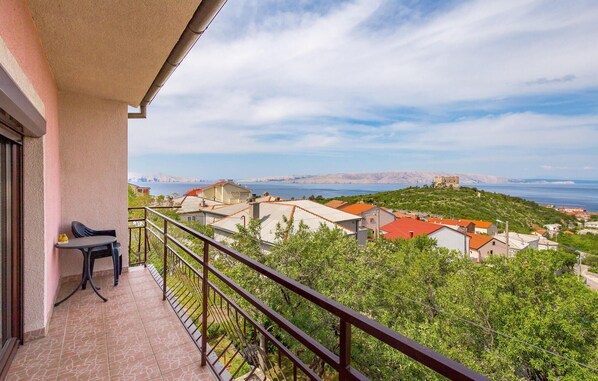 balcony-terrace
