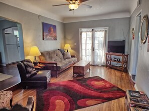 Comfortable living room with futon.