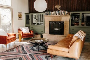 Vaulted great room.  You must see to believe! 