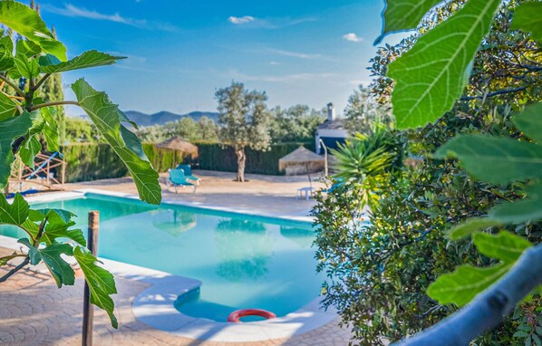 pool