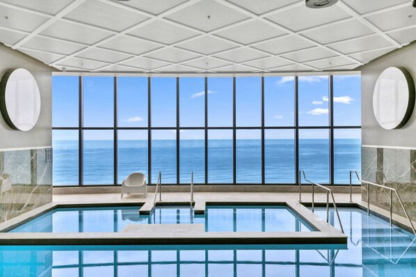 Piscina interior