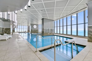 Piscina interior