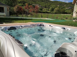 jaccuzzi 6 places
 38 degrés