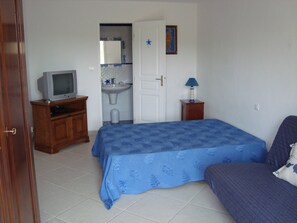 Chambre / Bedroom