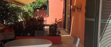 Ristorazione all'aperto