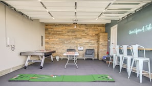Spielezimmer