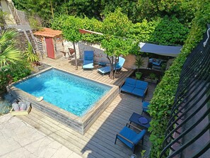 piscine et espace extérieur 