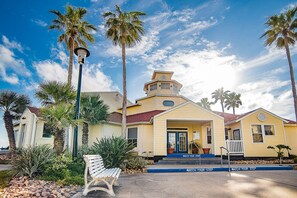 Front office of beach club condos 