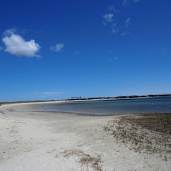 Phinney's Harbor, 4 min walk