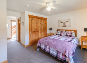 Elevate your escape with a stay in our luxurious and relaxing Grand Lake Village Queen Studio.