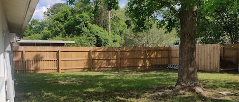 Fully Fenced Back Yard