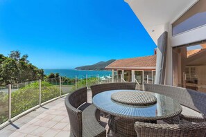 Outside dining on large balcony