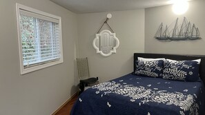Master bedroom with queen bed.