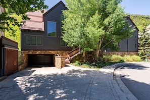 Your Telluride retreat comes with a convenient driveway.