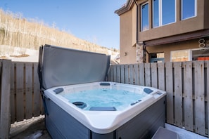 Communal Hot tub.