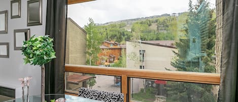 401 Vail21 Condos - a SkyRun Vail Property - 