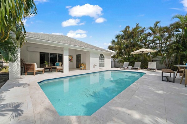 Our tropical Oasis is waiting for you! 
