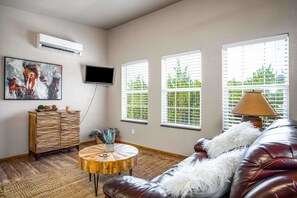 For entertainment, you'll have satellite TV with Roku streaming, along with Wifi Internet throughout the whole Casita.