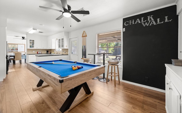 Stay and Play 
→ Pool table, Chalk wall, board games, arcade games, card games