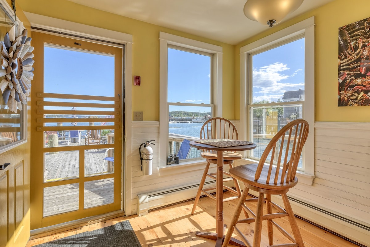 The Timberwind – Stunning Harbor Views (Inn on the Harbor)