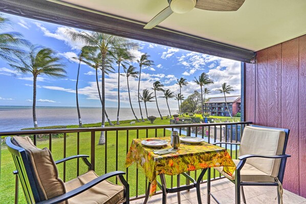 Kaunakakai Vacation Rental | 1BR | 1BA | Stairs to Enter | 562 Sq Ft