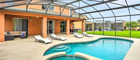 Kissimmee Vacation Rental | 7BR | 4.5BA | 2,793 Sq Ft | Step-Free Entry