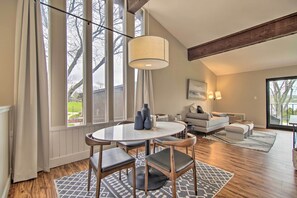 Dining Area | Dishware & Flatware