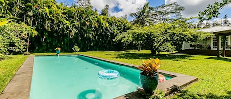 Jungle Villa, Private Pool!!