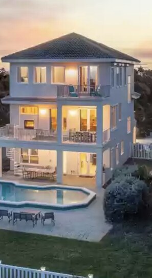 Best oceanfront location in Brevard County Florida! Come experience paradise 
