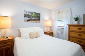 Primary Bedroom with Queen Bed
