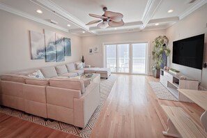 Living Room w/Balcony access