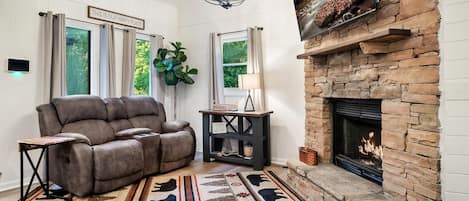 Living Room, Fireplace